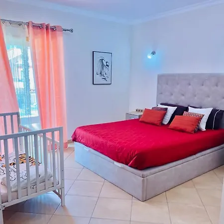 Santa Maria אלבופיירה